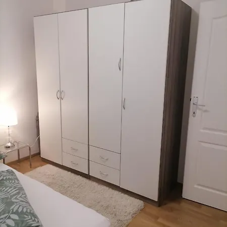 Apartamento Airport Surčin
