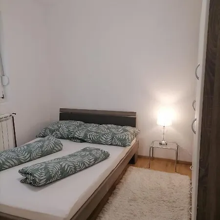 Airport Apartamento Surčin
